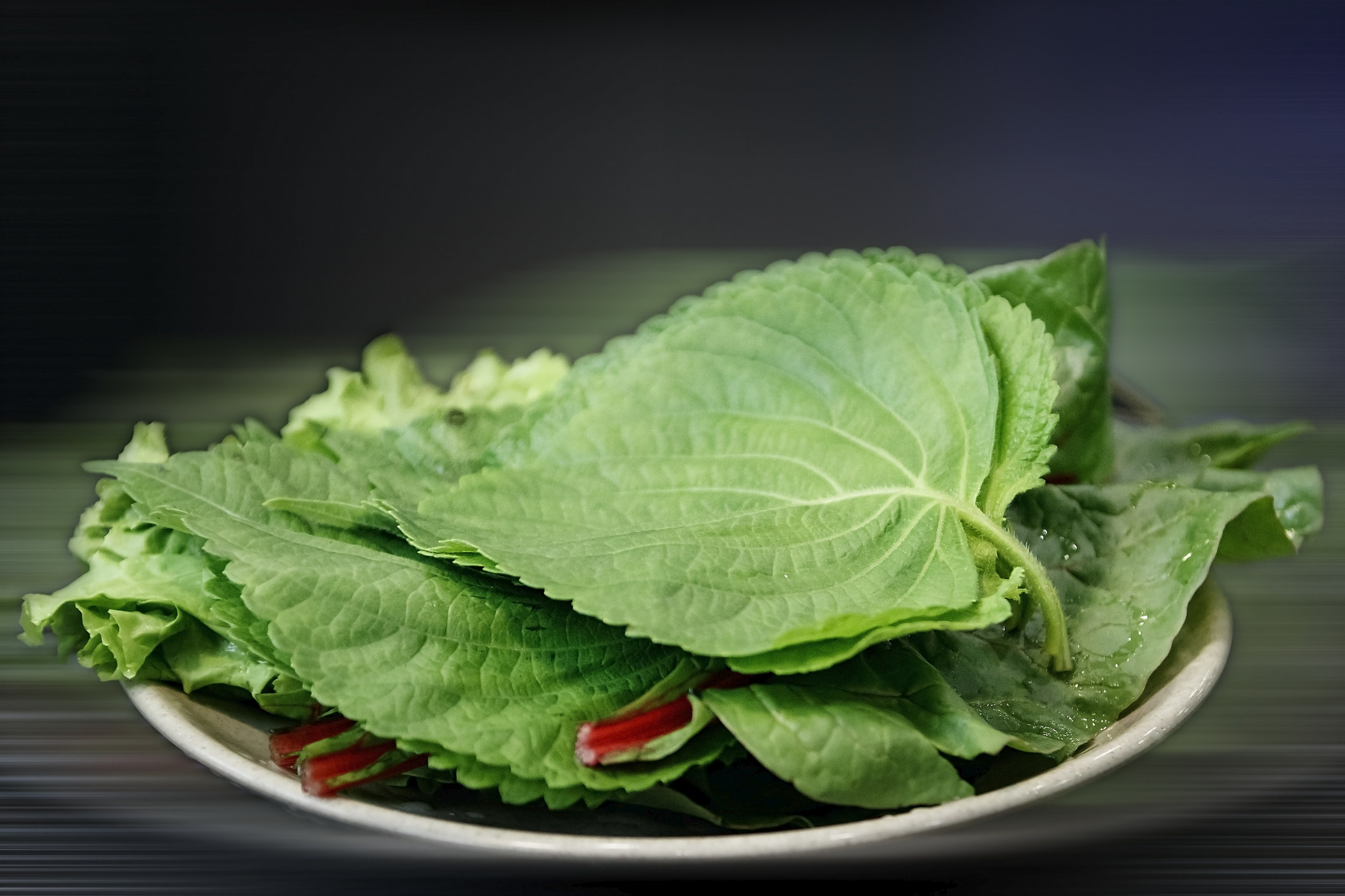 Perilla leaves on a plate