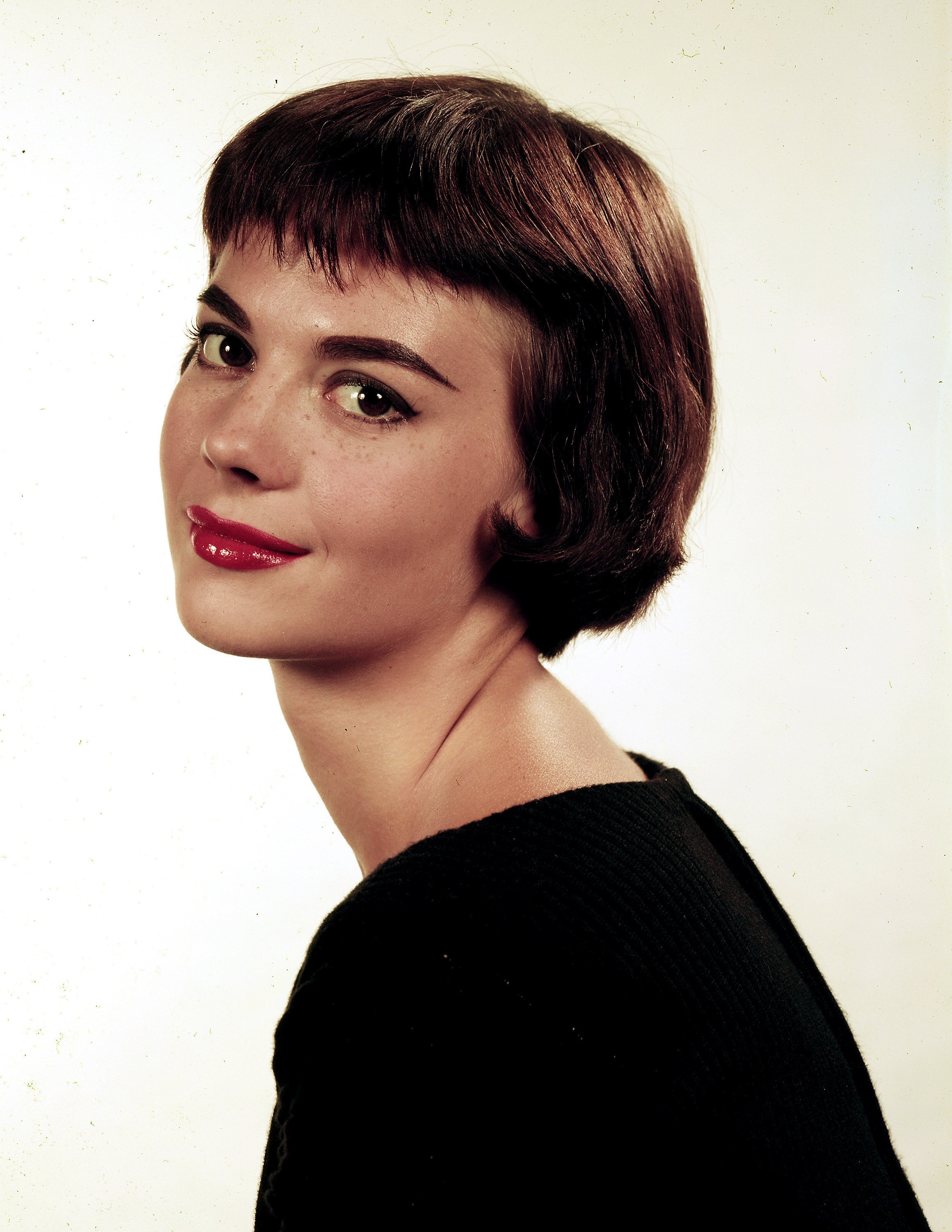 Natalie Wood in the Daily News color studio