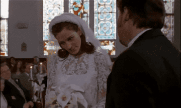 Julia Roberts running down the aisle in &quot;Runaway Bride&quot;