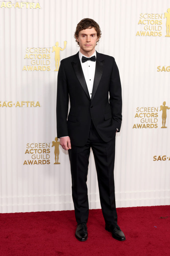 Evan Peters attends the 29th Annual Screen Actors Guild Awards