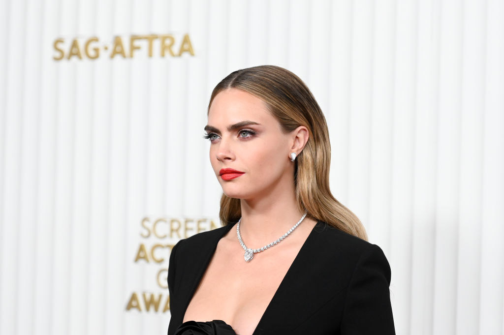 Close-up of Cara showing her necklace