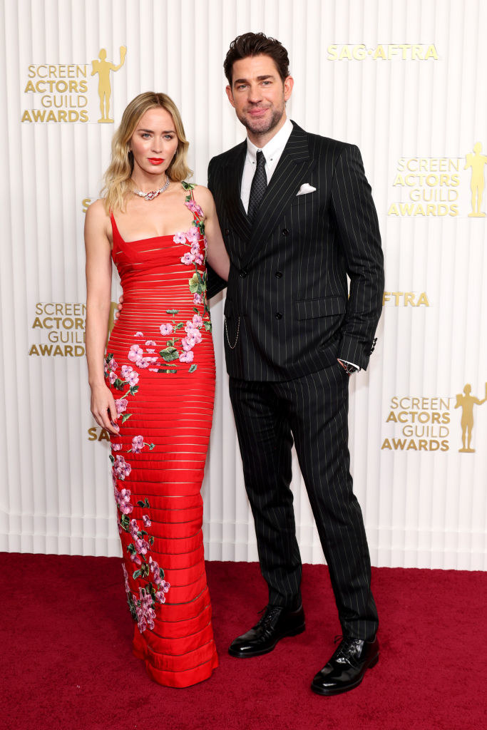 Emily Blunt and John Krasinski arm in arm on the red carpet for the 29th Annual Screen Actors Guild Awards