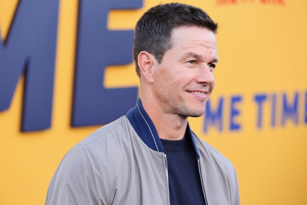 Mark Wahlberg Presented At The SAG Awards And It's Sparked Backlash ...