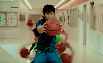 The Wildcats sing &quot;What Time Is It?&quot; in &quot;High School Musical&quot;