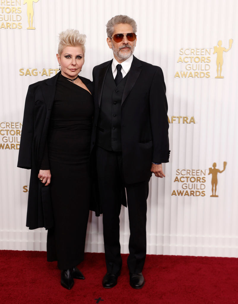 Victoria Imperioli and Michael Imperioli on the red carpet at the 29th Annual Screen Actors Guild Awards