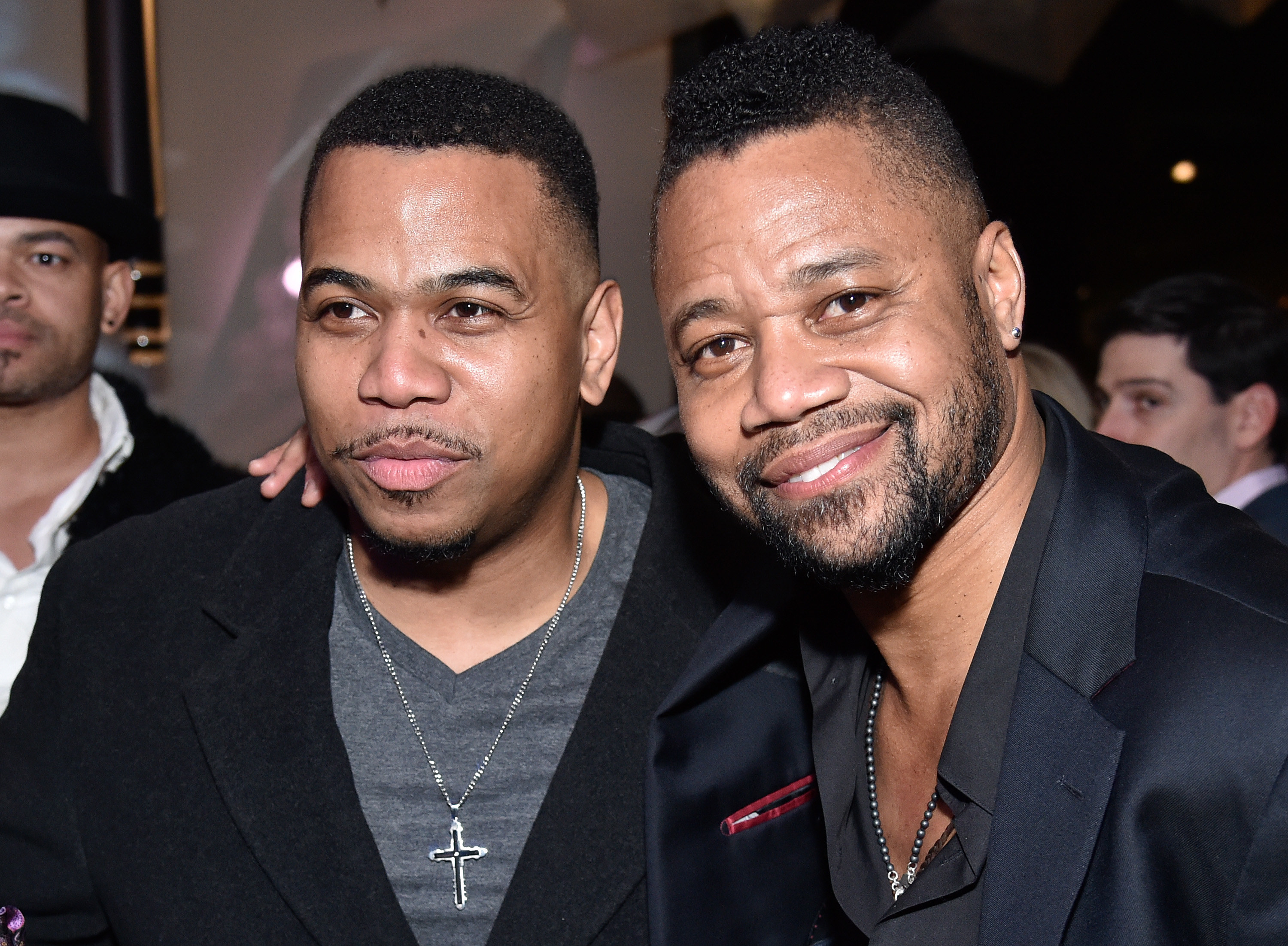 Cuba Gooding with his arm on Omar Gooding&#x27;s shoulder