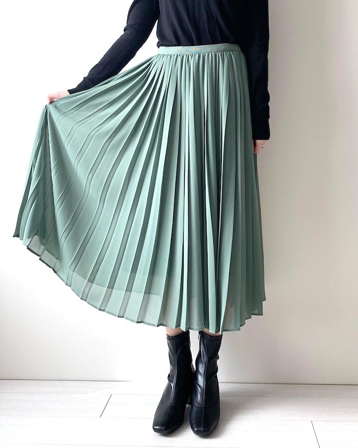 UNIQLO（ユニクロ）のオススメスカート「シフォンプリーツスカート（丈標準78～82cm）」コーディネート