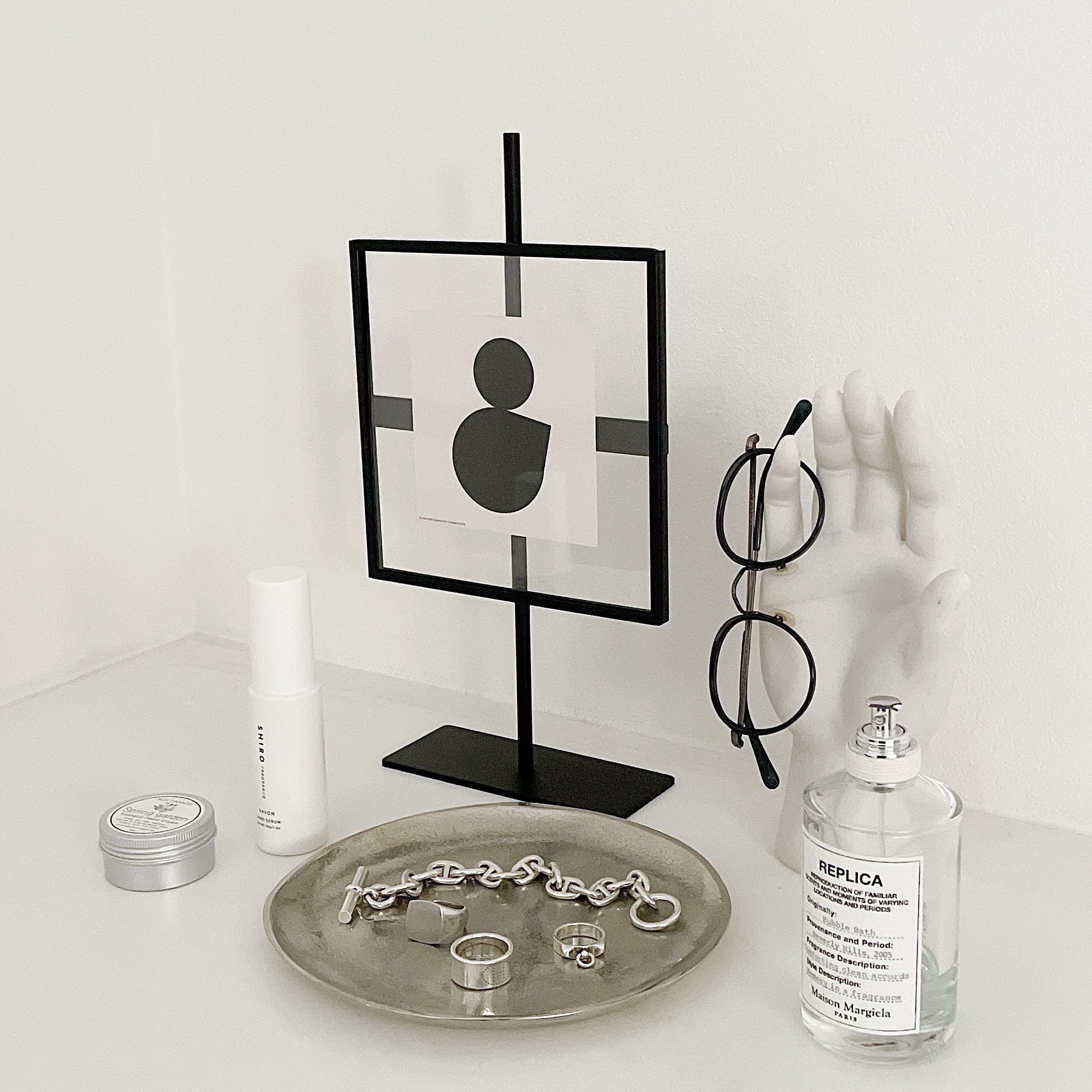 IKEA(イケア)のおすすめのアイテム「ÄPPELTRÄD エッペルトレード フレーム」