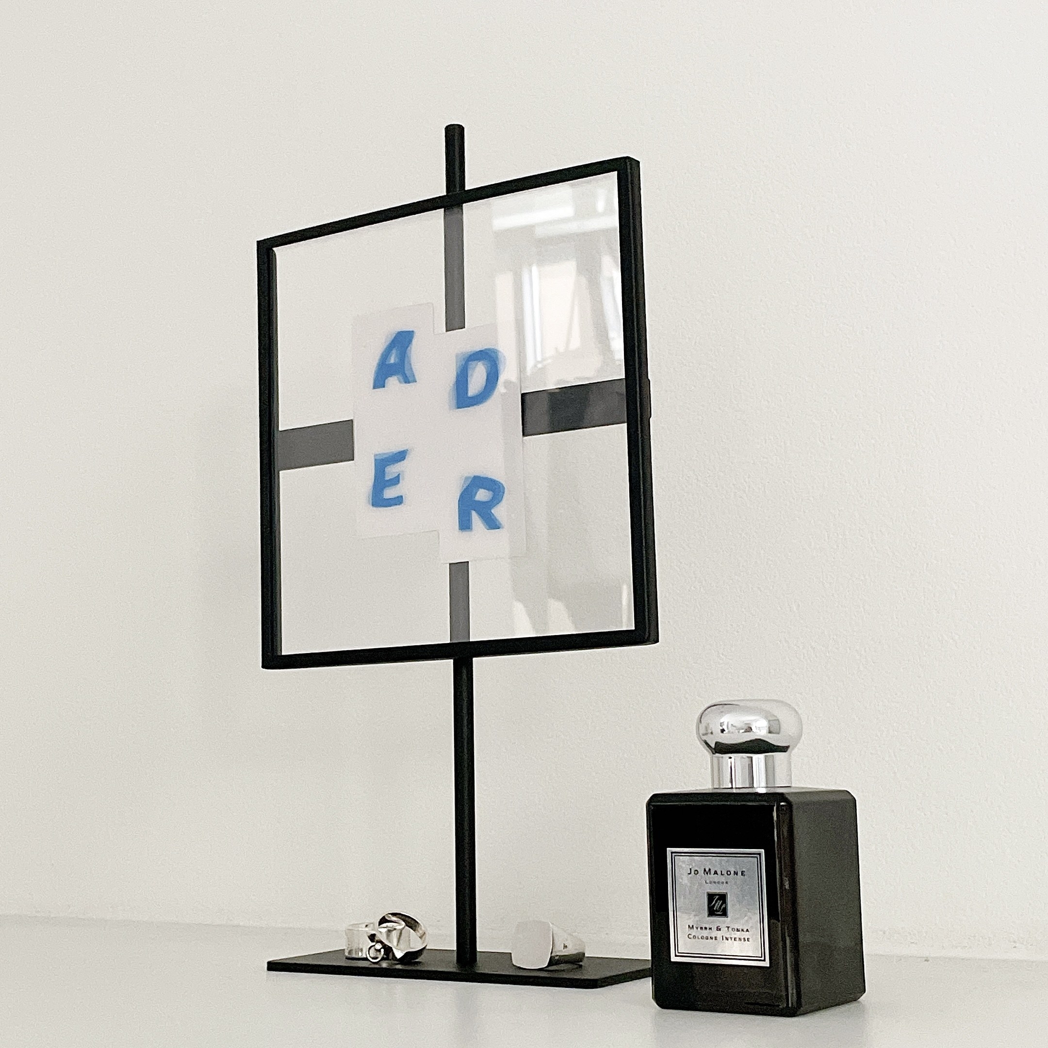 IKEA(イケア)のおすすめのアイテム「ÄPPELTRÄD エッペルトレード フレーム」