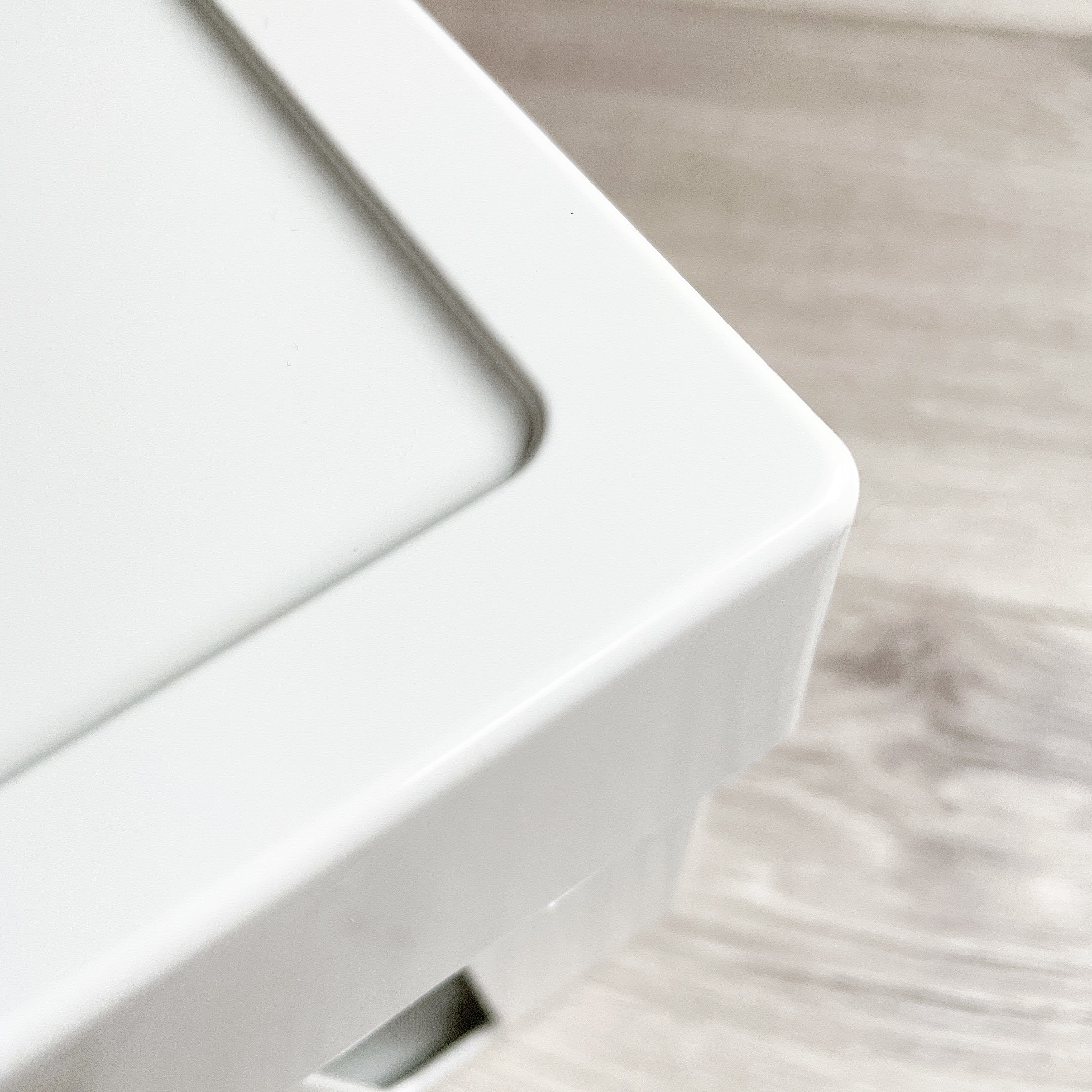 IKEA(イケア)のおすすめの収納グッズ「SÄTTING セッティング ケーブルマネジメントボックス ふた付き」