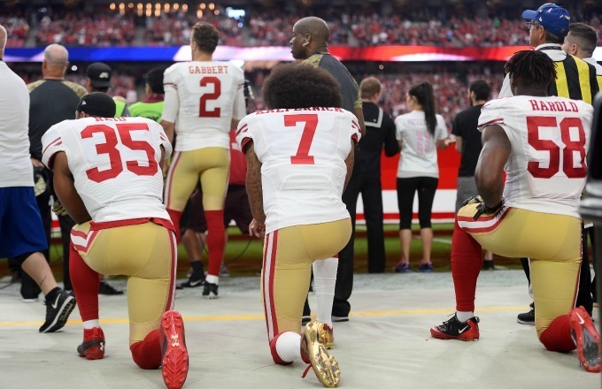 October 2, 2016 - Santa Clara, CA, USA - From left, The San Francisco 49ers  Eli Harold (58)