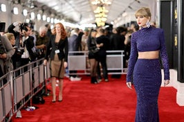 Taylor glittering for the cameras