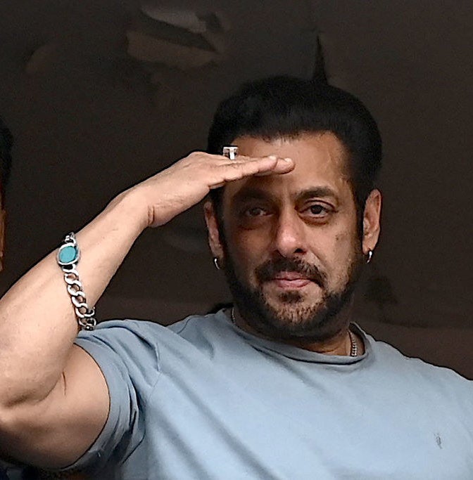 Salman Khan greets fans outside his residence