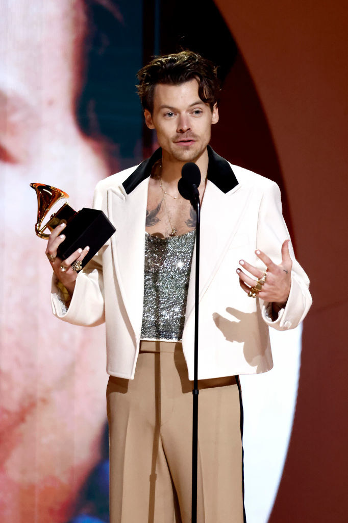 Harry accepts the award for best pop vocal album