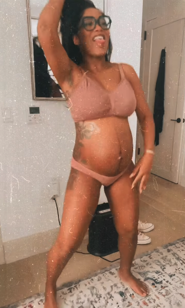 Keke Palmer Shows Off Her Baby Bump In Her Underwear - 39