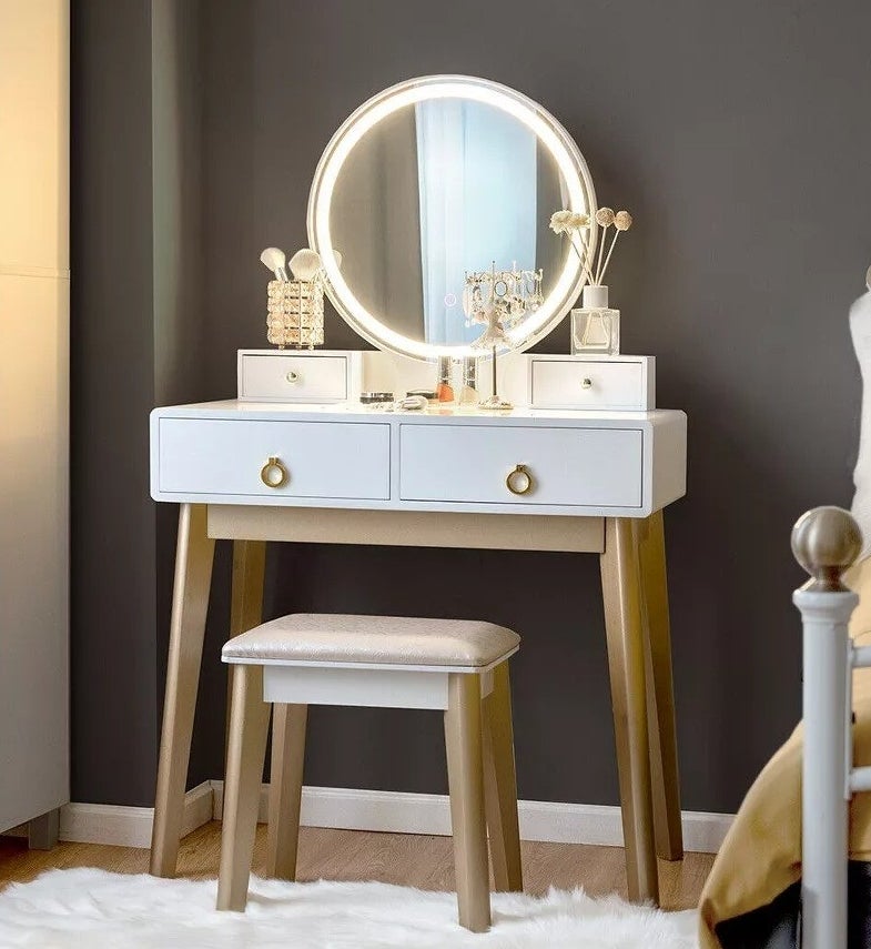 Image of the white vanity table