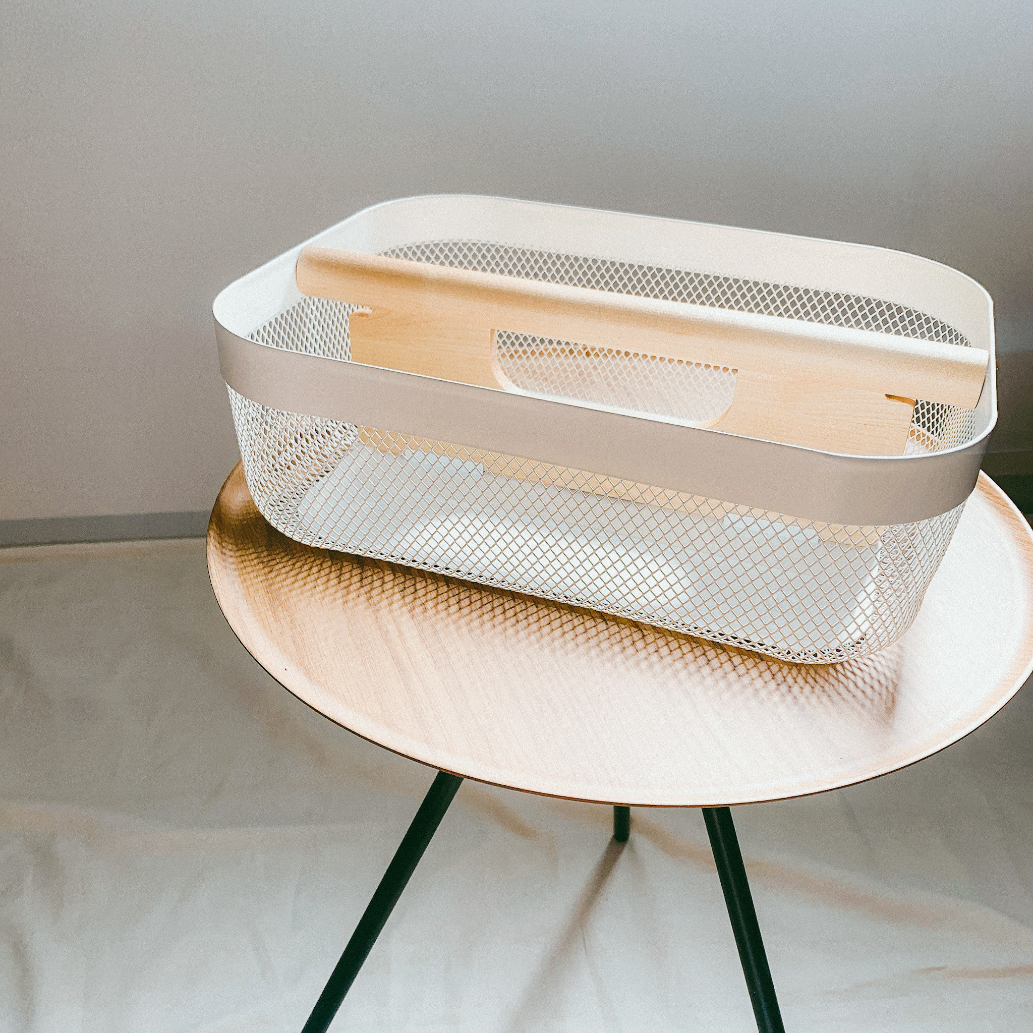 IKEA（イケア）のおすすめの収納アイテム「RISATORP リーサトルプ バスケット 仕切り付き」