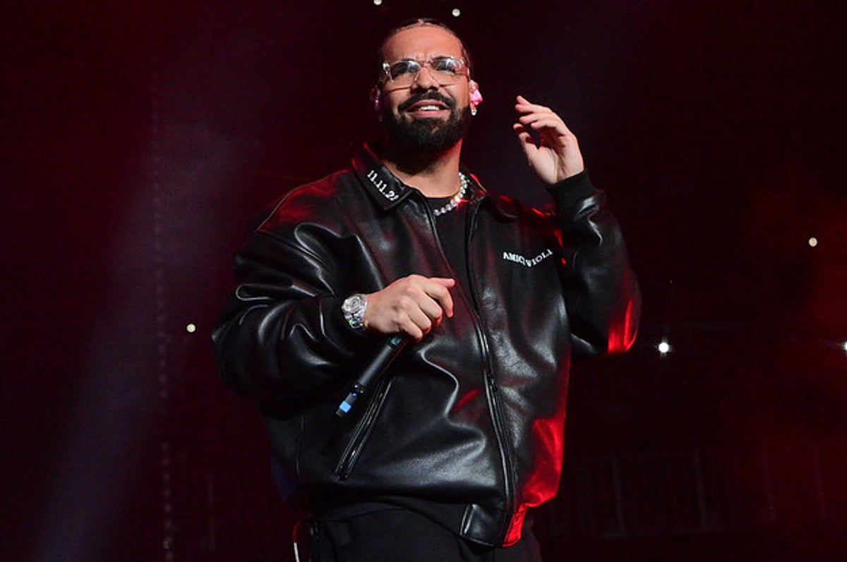 Drake Places Bet on Chiefs to Defeat the Eagles in Super Bowl LVII