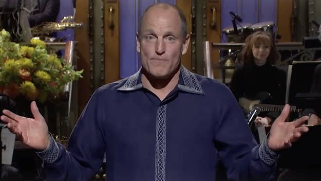 Woody Harrelson has landed himself in hot water after mentioning his anti-vaccination stance during his 'Saturday Night Live' monologue this weekend.