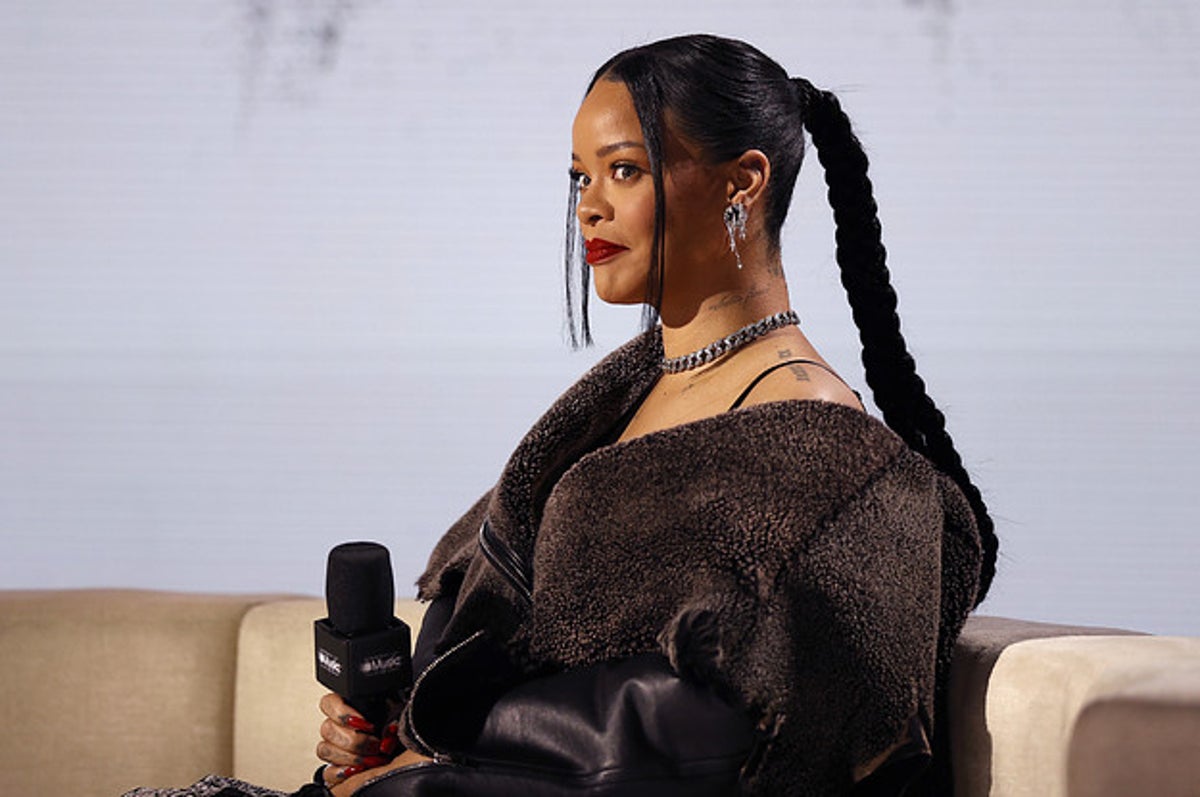 How Rihanna made a style statement at the Super Bowl