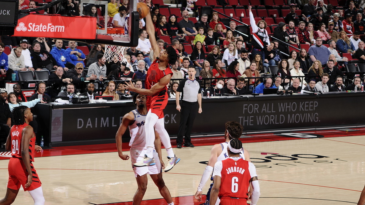 Blazers Guard Shaedon Sharpe Named Among NBA's Top Rookies, According to  ESPN