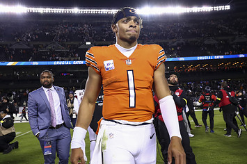 Justin Fields quarterback of the Chicago Bears