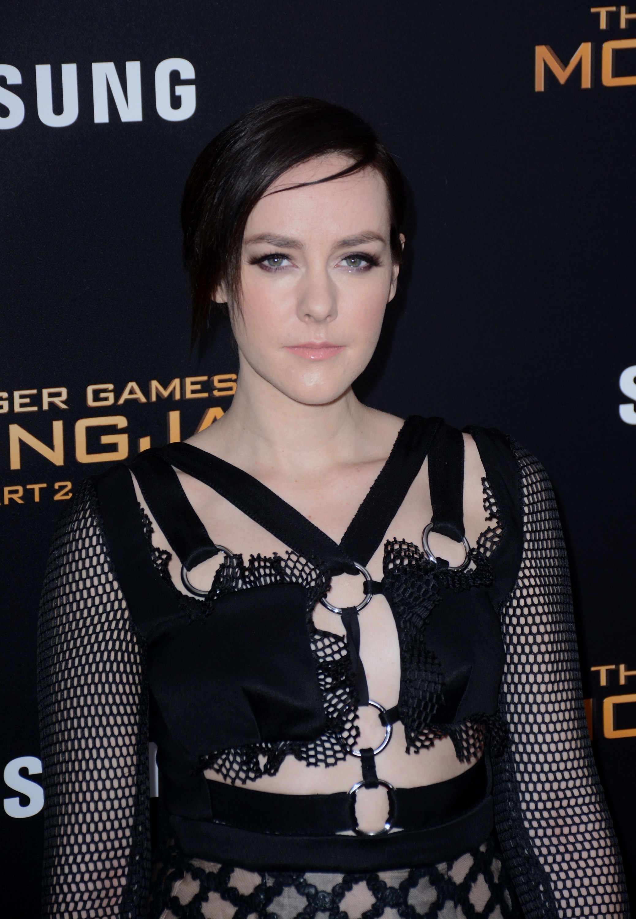Close-up of Jena on the red carpet