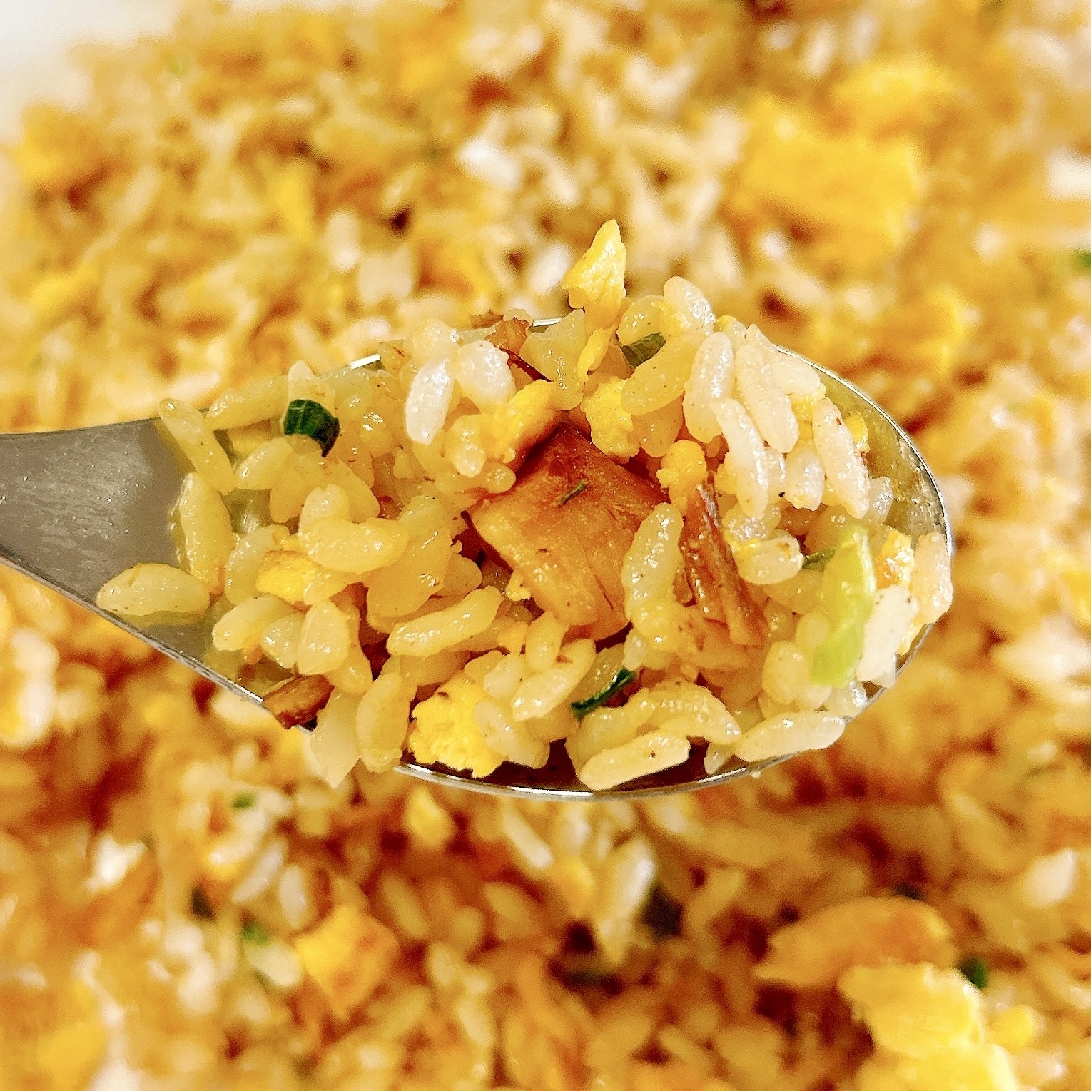 セブン‐イレブンのオススメの冷凍食品「7プレミアム 極上炒飯」