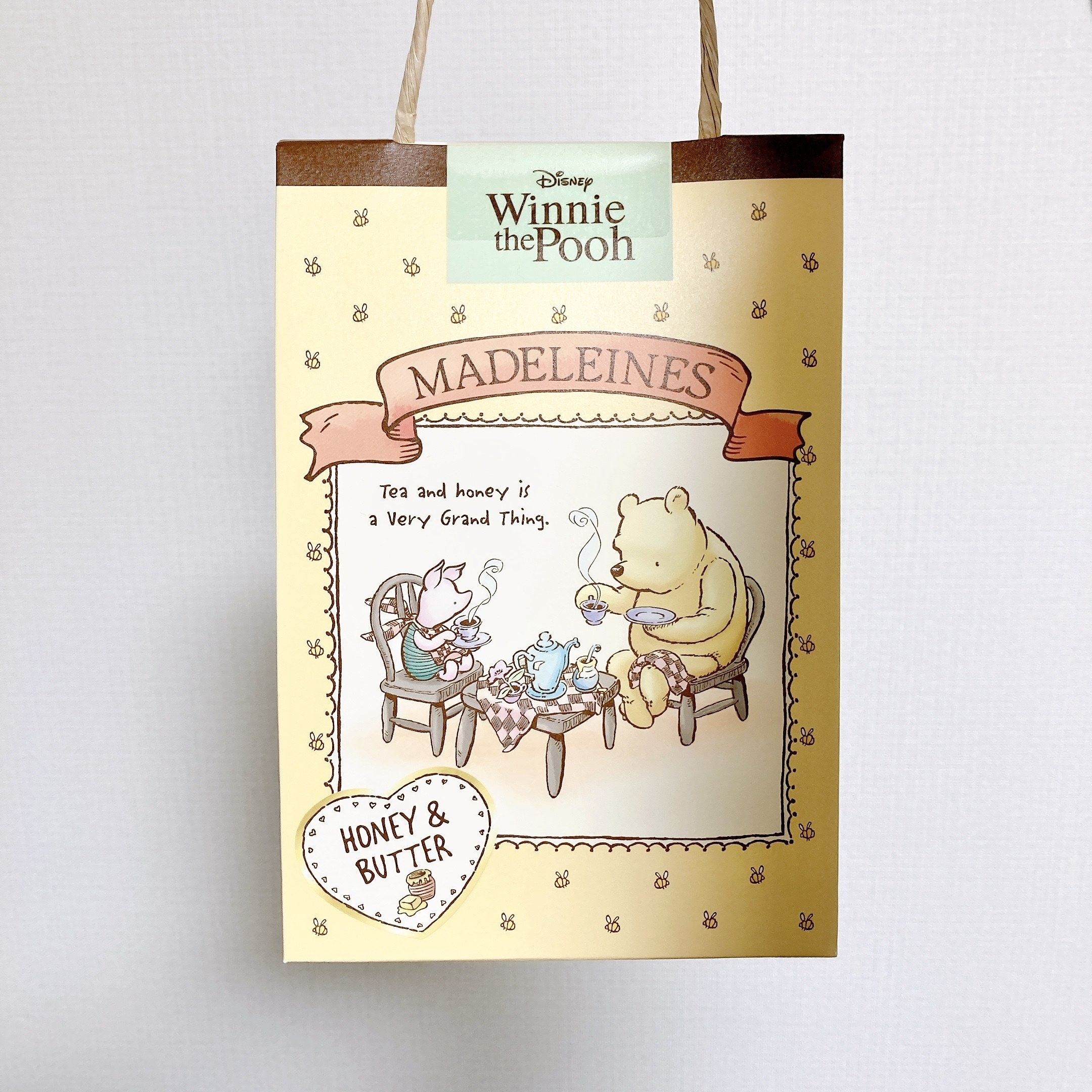 ディズニーランド】思わずパケ買いした！1個237円の「プーさんお土産