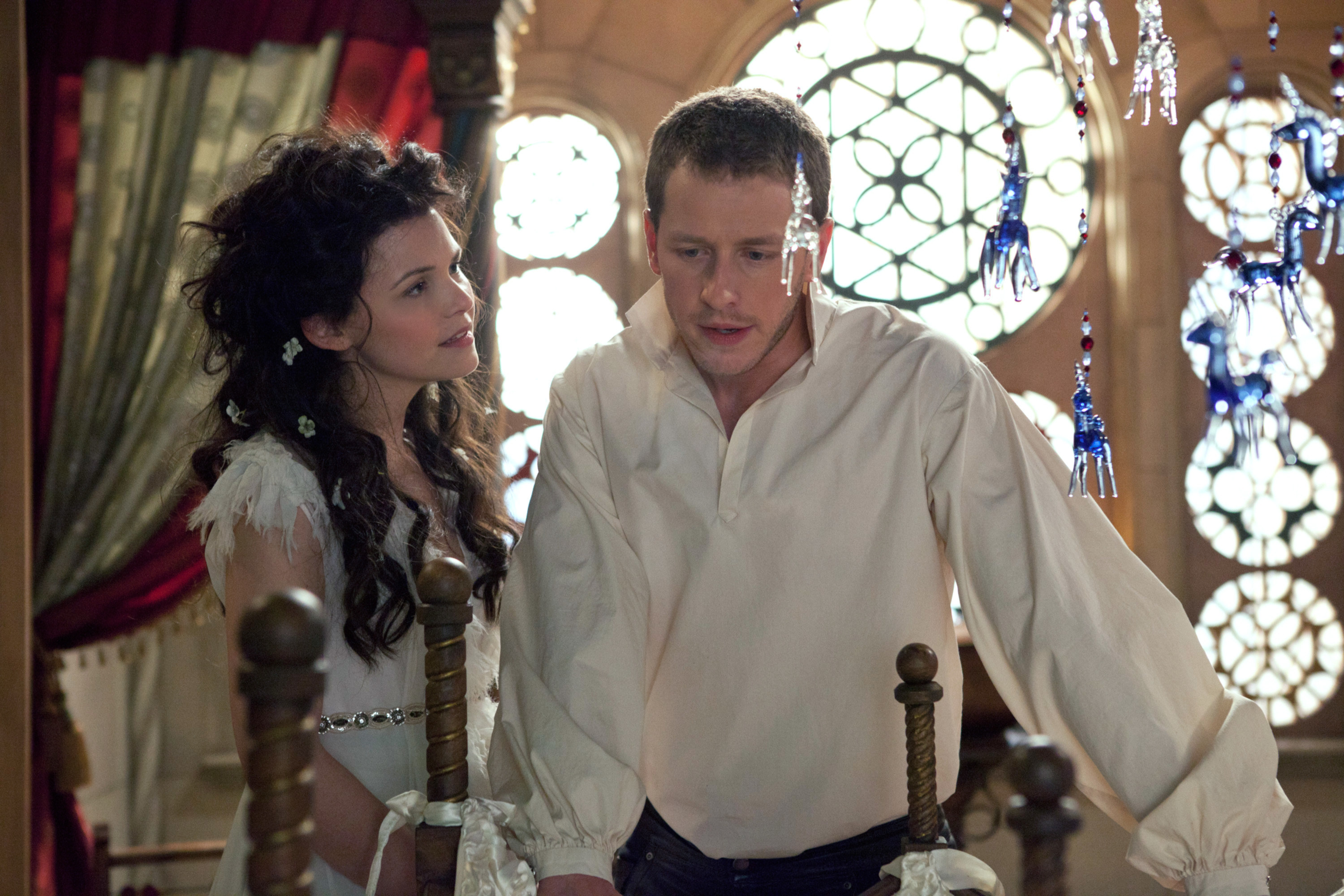 Ginnifer Goodwin and Josh Dallas in Once Upon a Time