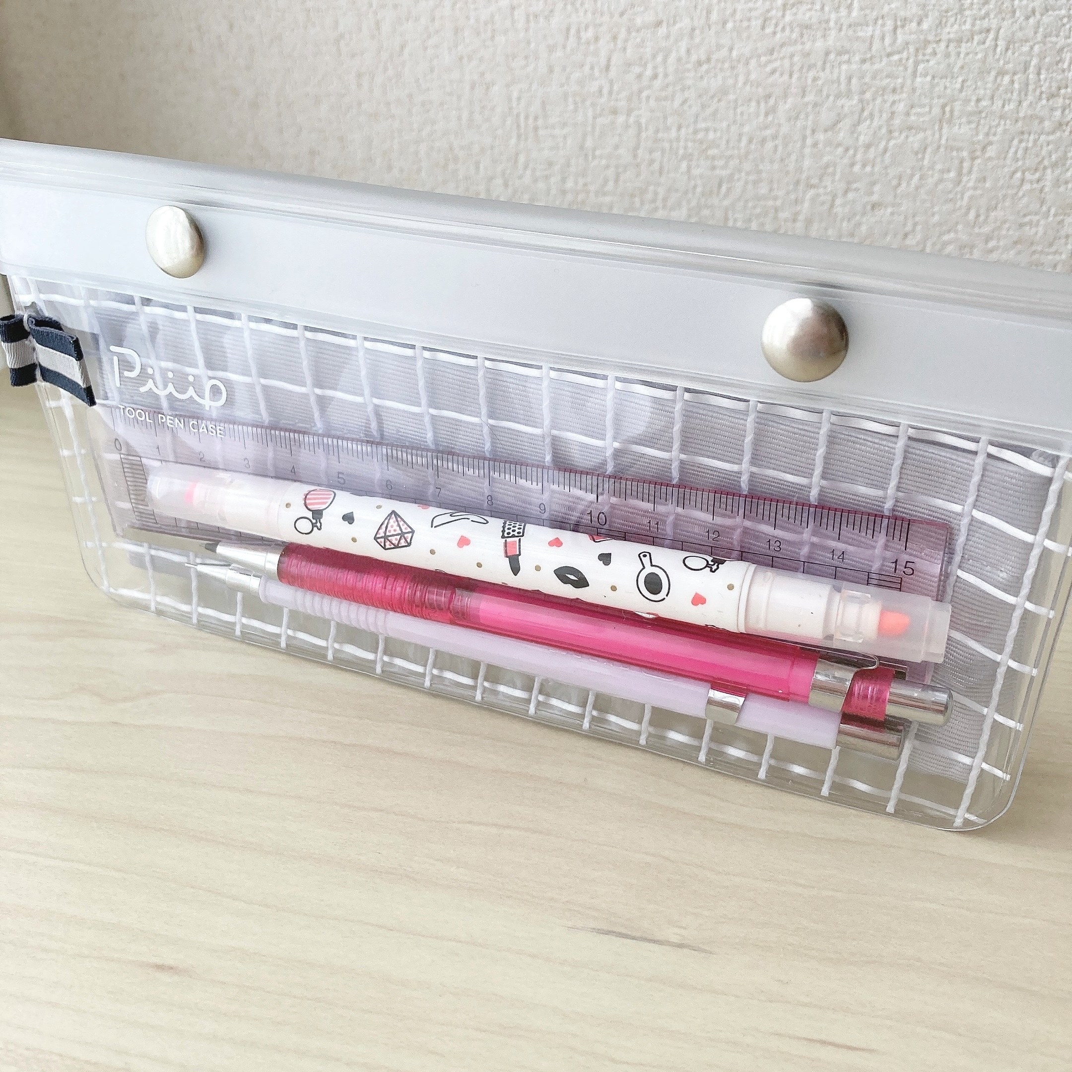 LOFT（ロフト）で見つけたオススメの文房具「ツールペンケース ピープ フラット」