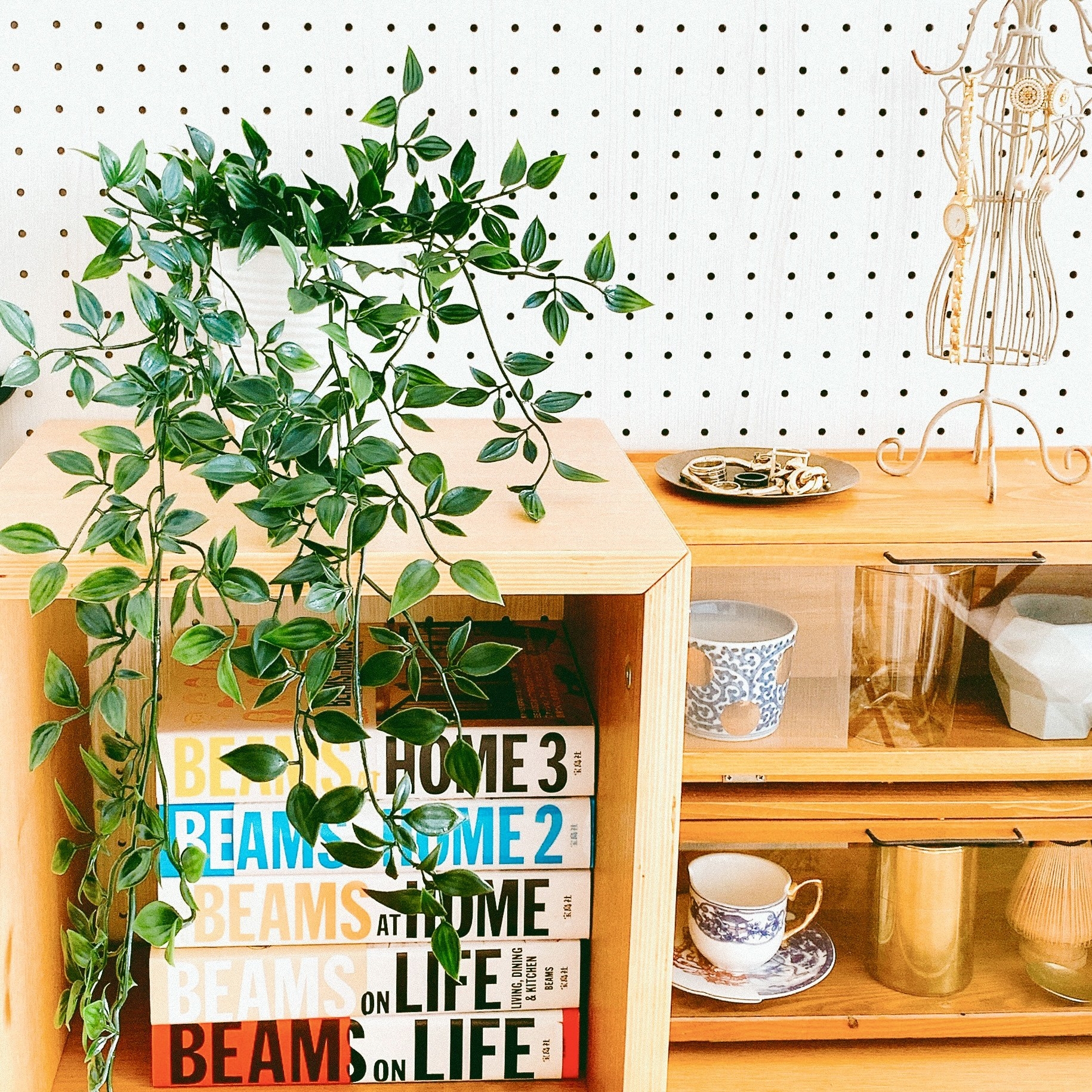 IKEA(イケア)のおすすめのインテリア「FEJKA フェイカ人工観葉植物 室内/屋外用/つり下げ型」