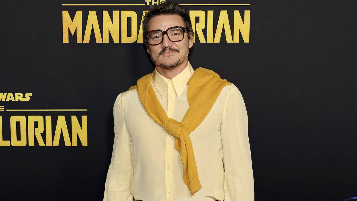 Fans are losing their minds over Pedro Pascal's Starbucks order after the 'Mandalorian' star was stopped and asked to sign an autograph with coffee in hand.