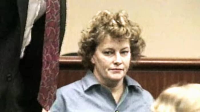 Dana sue gray in court, standing trial