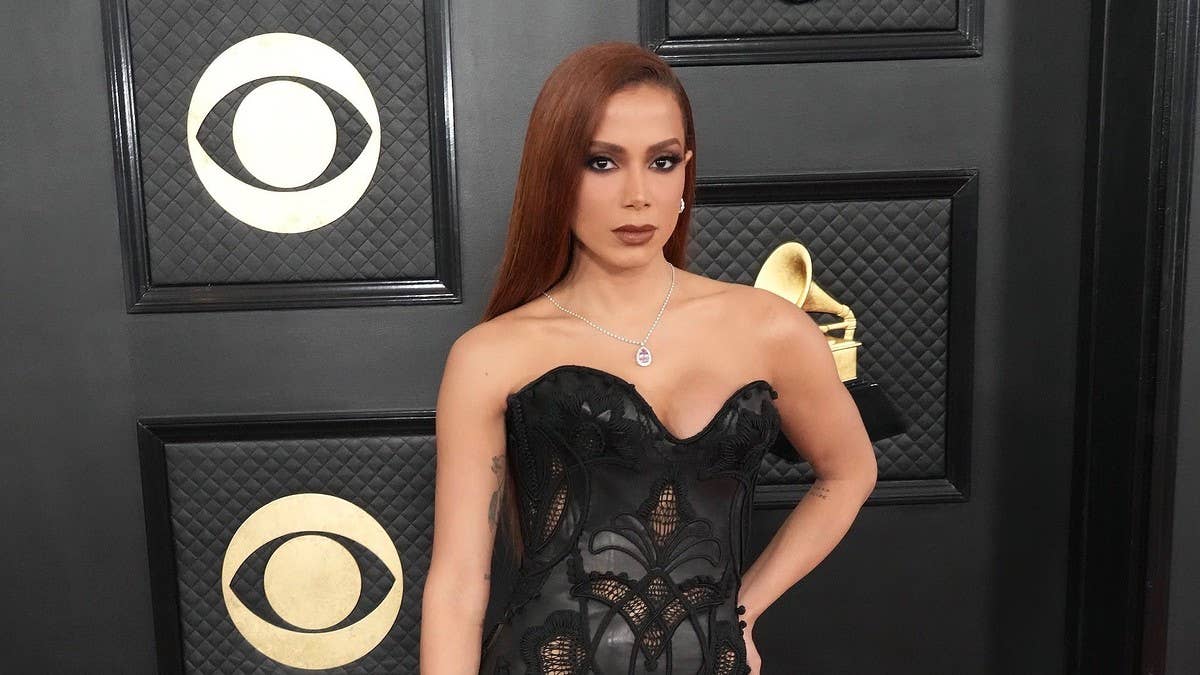 The Brazilian singer expressed her frustration in a series of social media posts this month, accusing the record label of failing to promote her music.