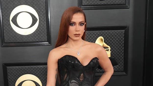 The Brazilian singer expressed her frustration in a series of social media posts this month, accusing the record label of failing to promote her music.