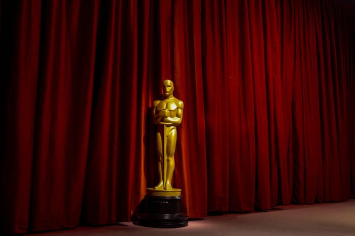 The Oscars statue