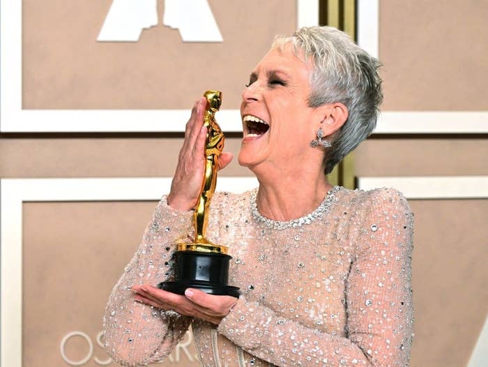 Jamie Lee Curtis with her Oscar