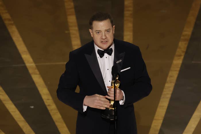 Brendan holds his Oscar as he gives his acceptance speech