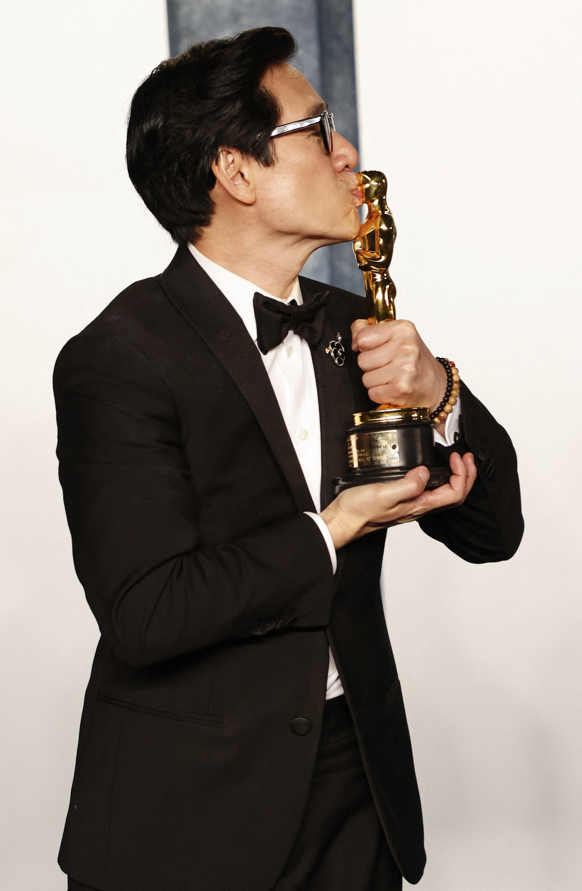 Ke Huy Quan, winner of the Oscar for Best Actor in a Supporting Role for &quot;Everything Everywhere All at Once&quot; attends the Vanity Fair 95th Oscars Party