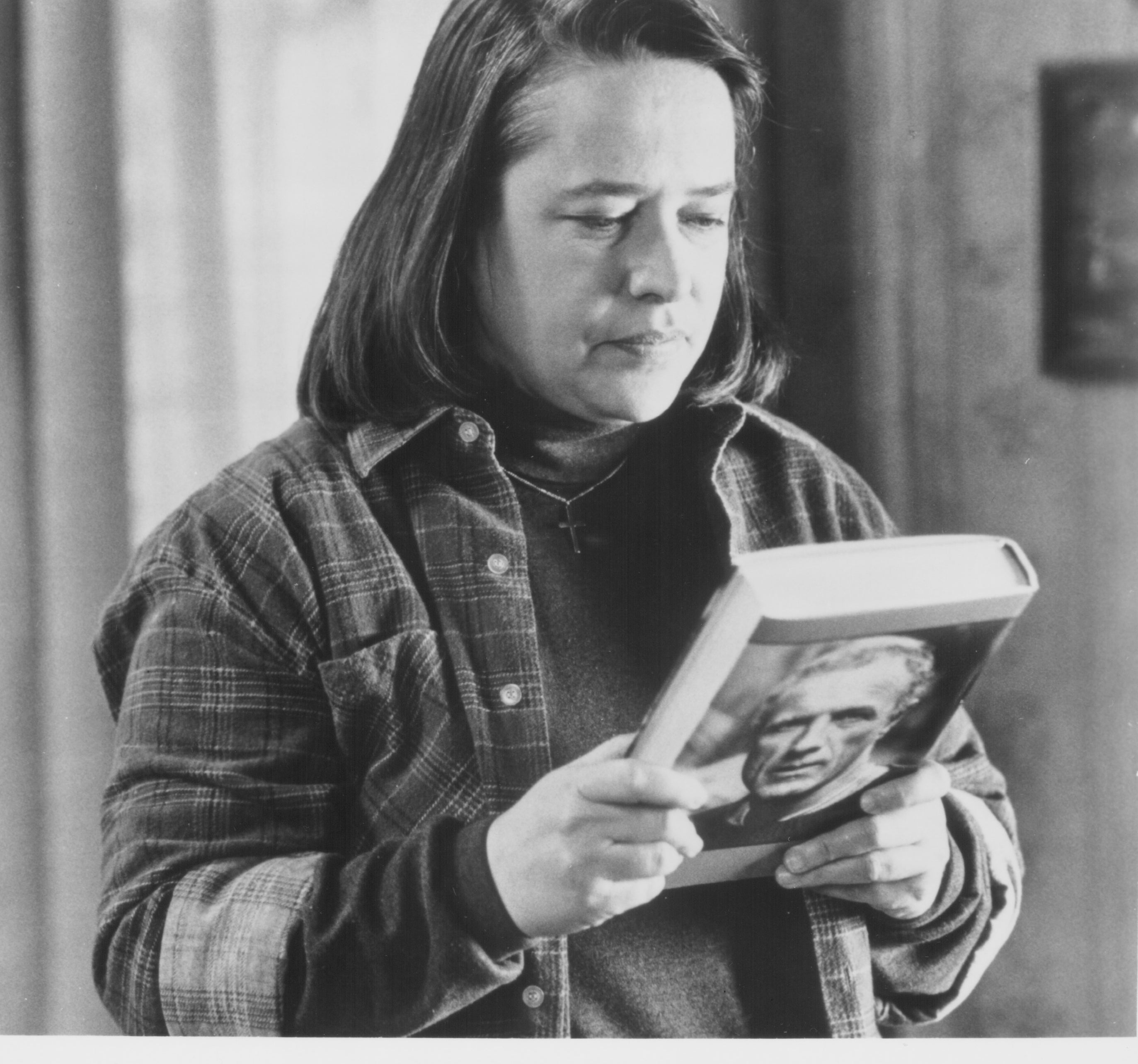 Actor Kathy Bates in a scene from the movie &quot;Misery,&quot; 1990