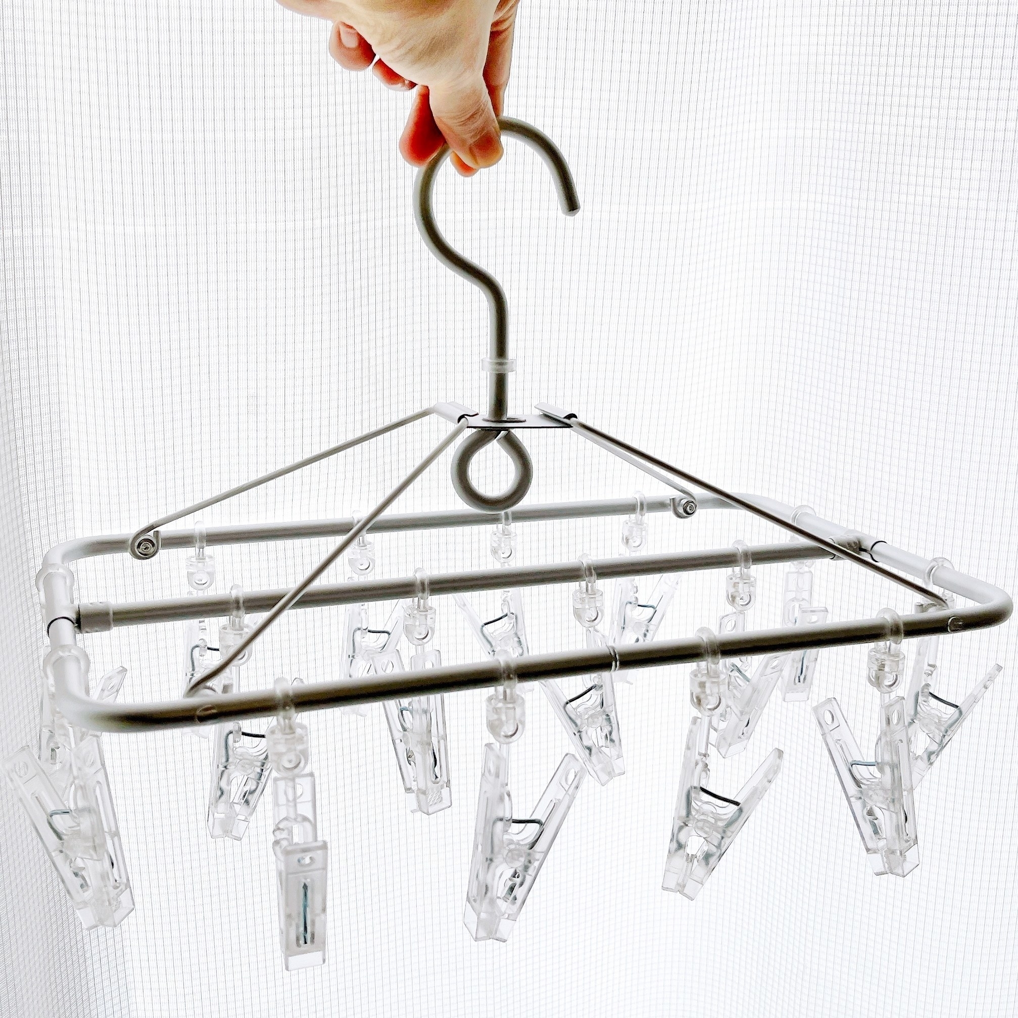 無印良品のおすすめアイテム「アルミ角型ハンガー」