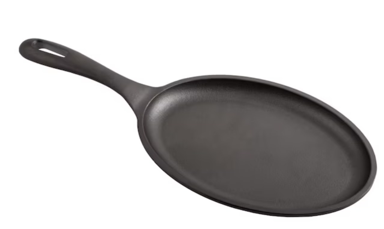 a flat black fajita pan