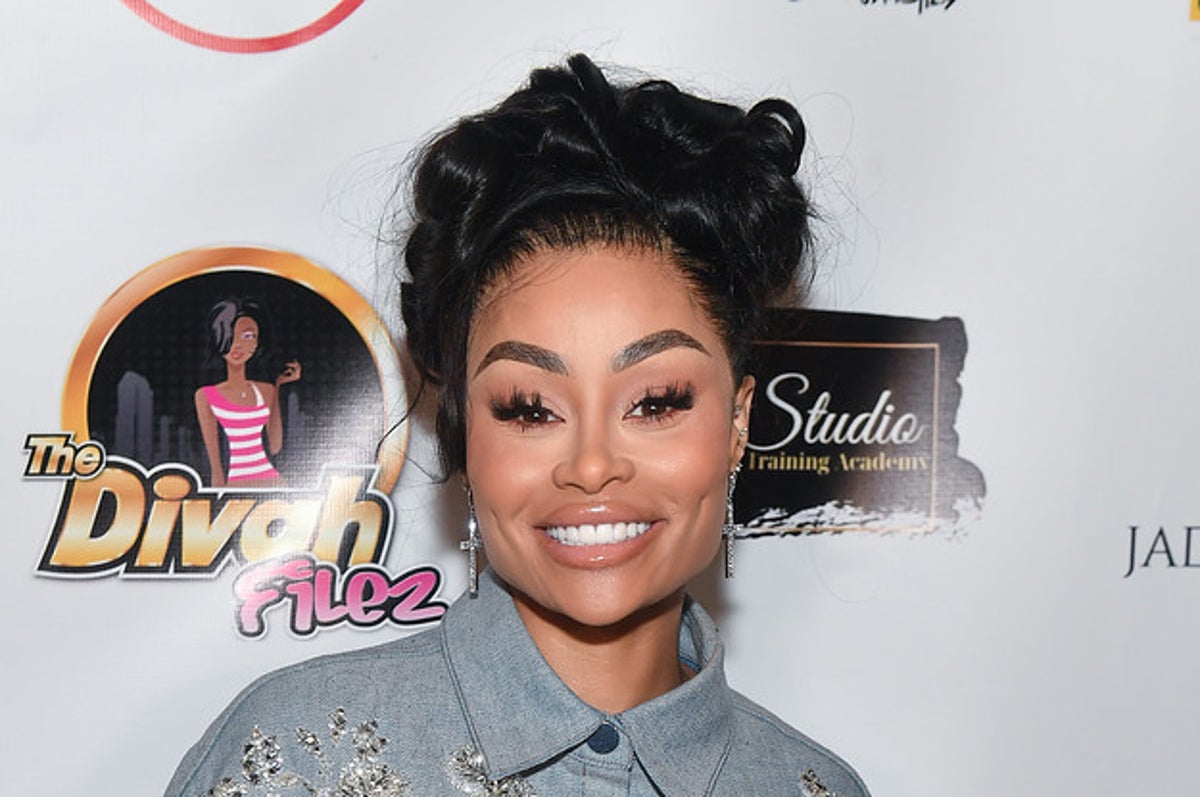 Blac Chyna shows off chiseled cheekbones after removing filler