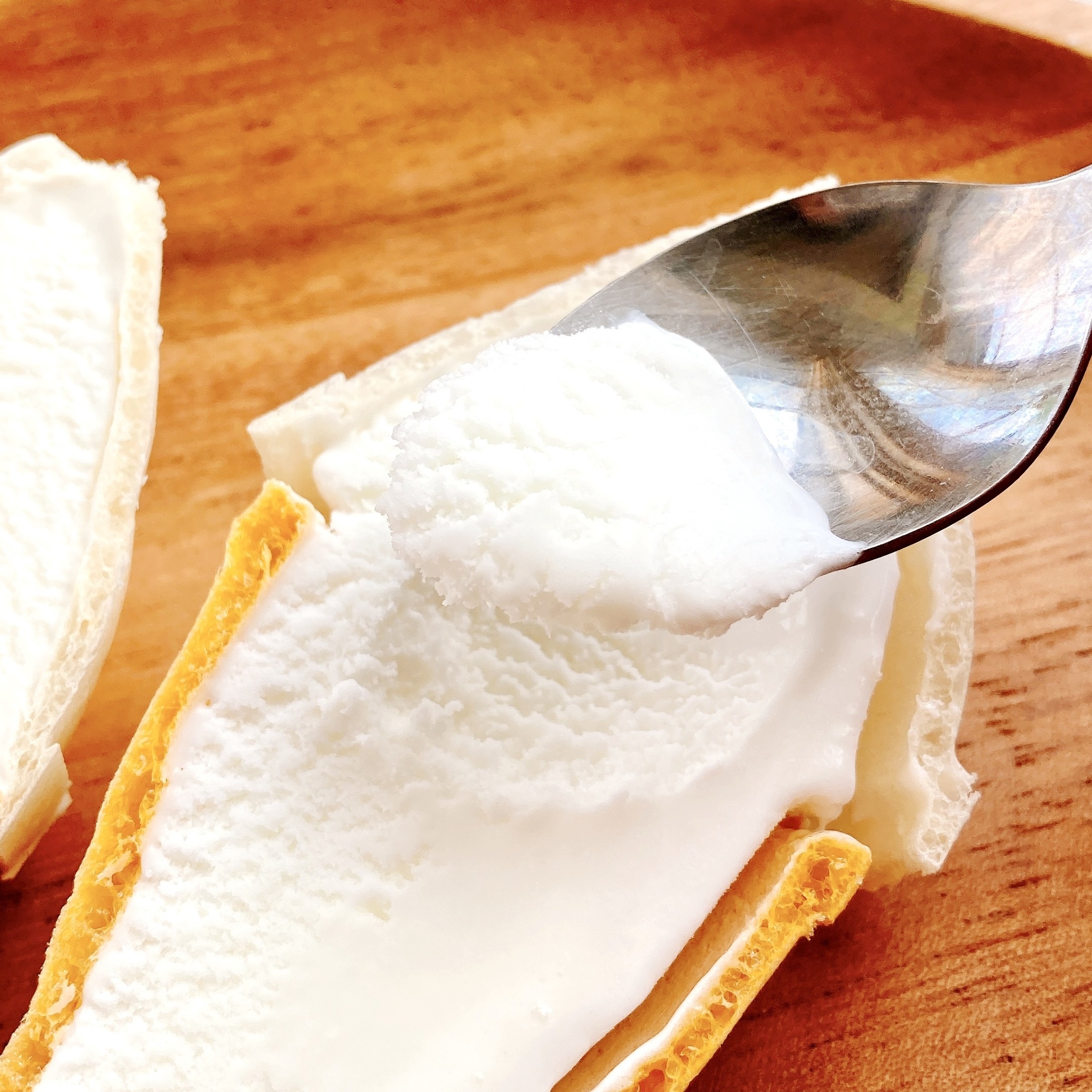 シャトレーゼのおすすめアイス「ミニソフトバニラ」