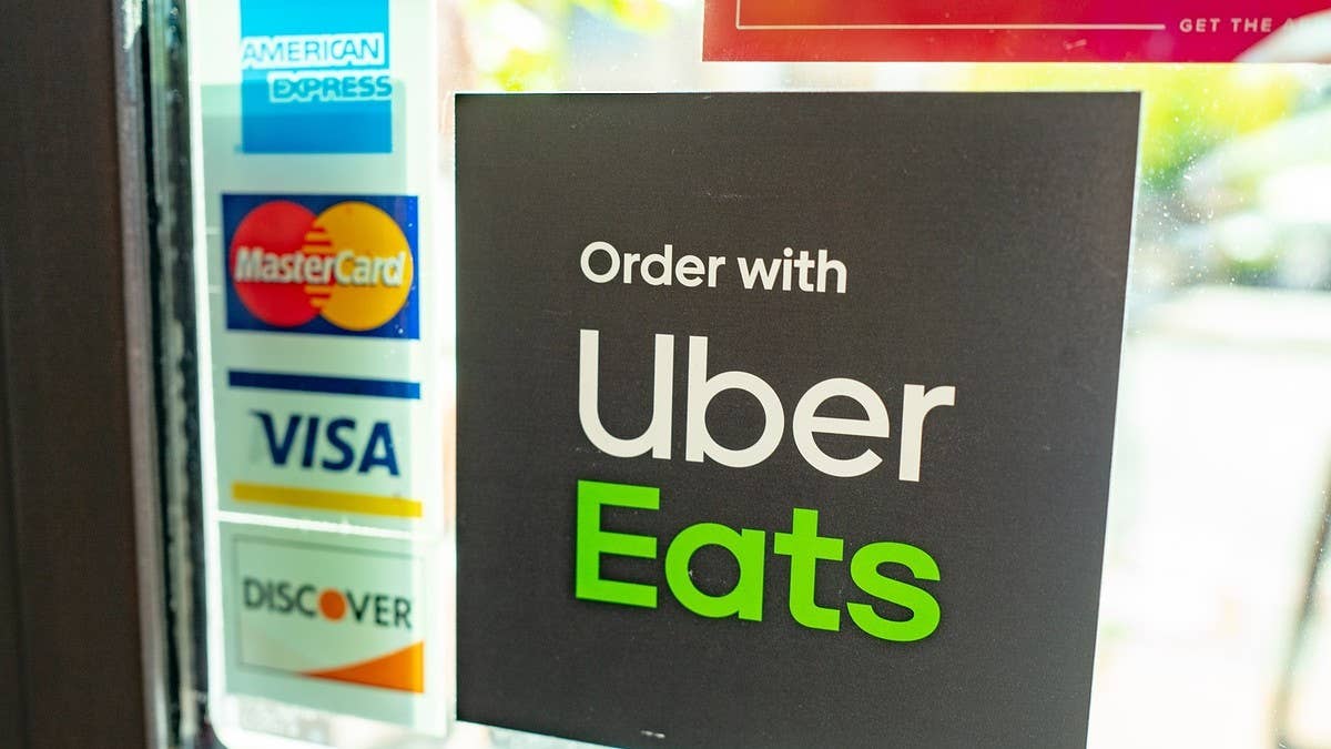 Everyone loves a free meal, but in New Westminster, B.C., residents are receiving a flurry of unsolicited Uber Eats orders flooding their doorsteps.