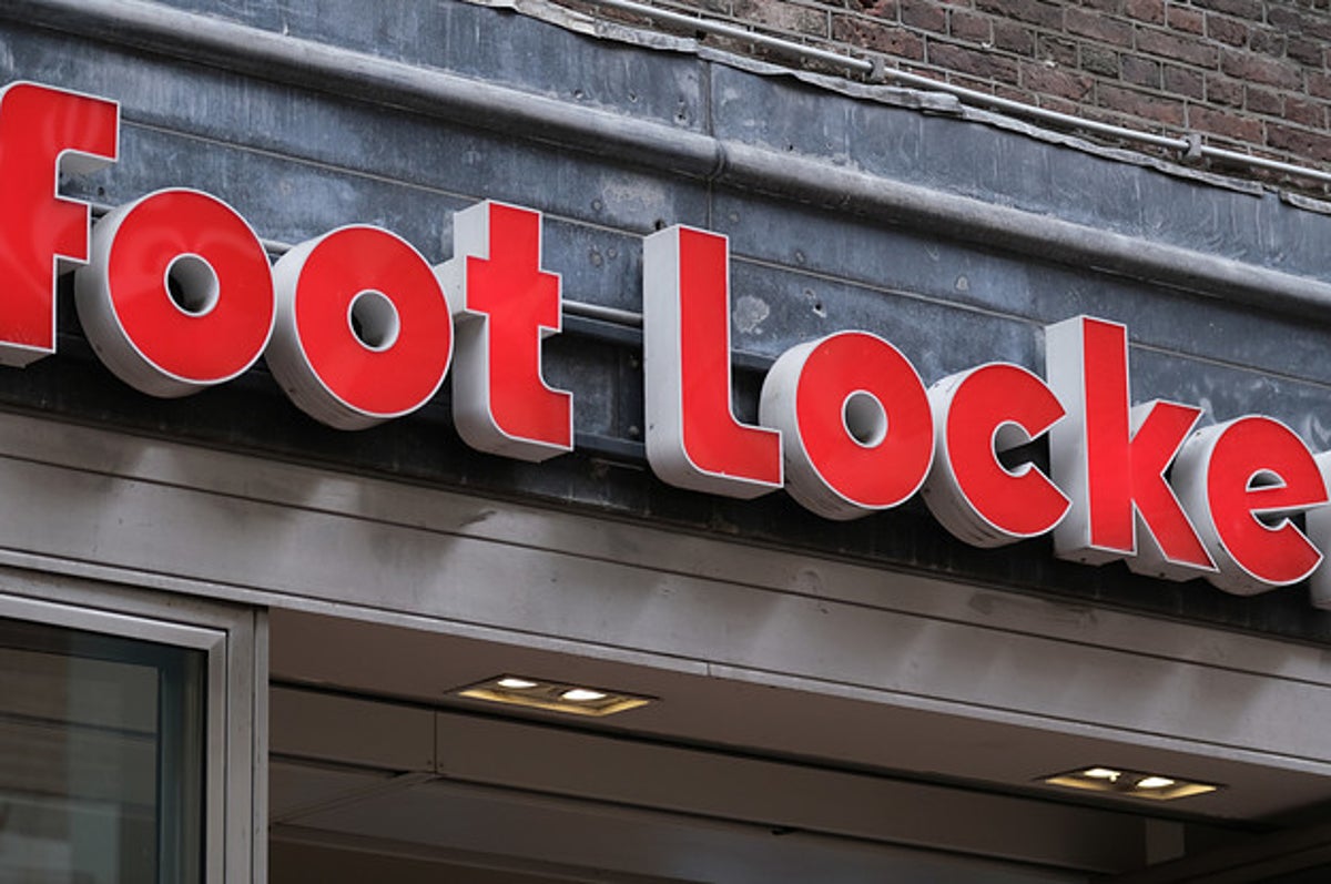 Foot Locker Customer Tries to Shop in Store. It's Still Closed