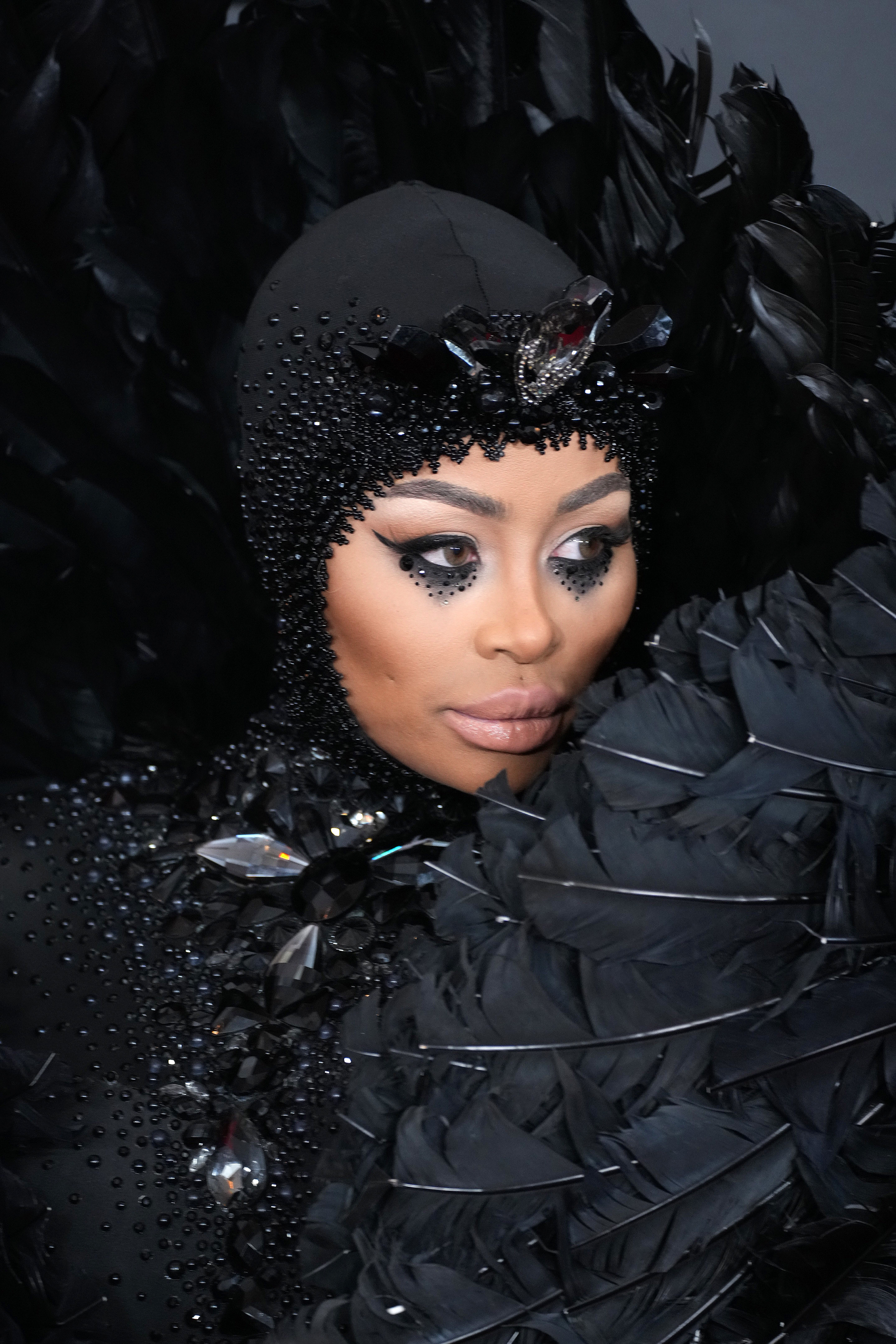 Blac Chyna shows off chiseled cheekbones after removing filler