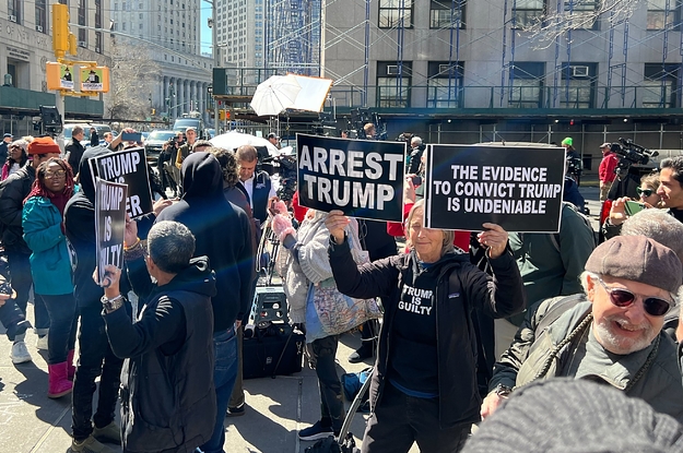 Mögliche Anklage gegen Trump in New York zieht Demonstranten an