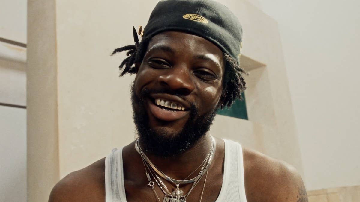 Femdot. has dropped off his newest song and accompanying video for "Pelle Pelle," produced by Sango. The rapper is releasing his EP 'Free Samples' soon.